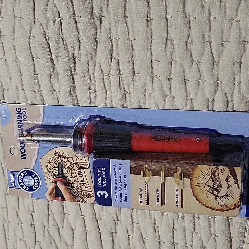 NIB Woodburning Tool With 3 Tips